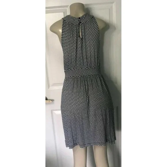 A New Approach Dress Black And White Patterned Dress - Picture 5 of 9